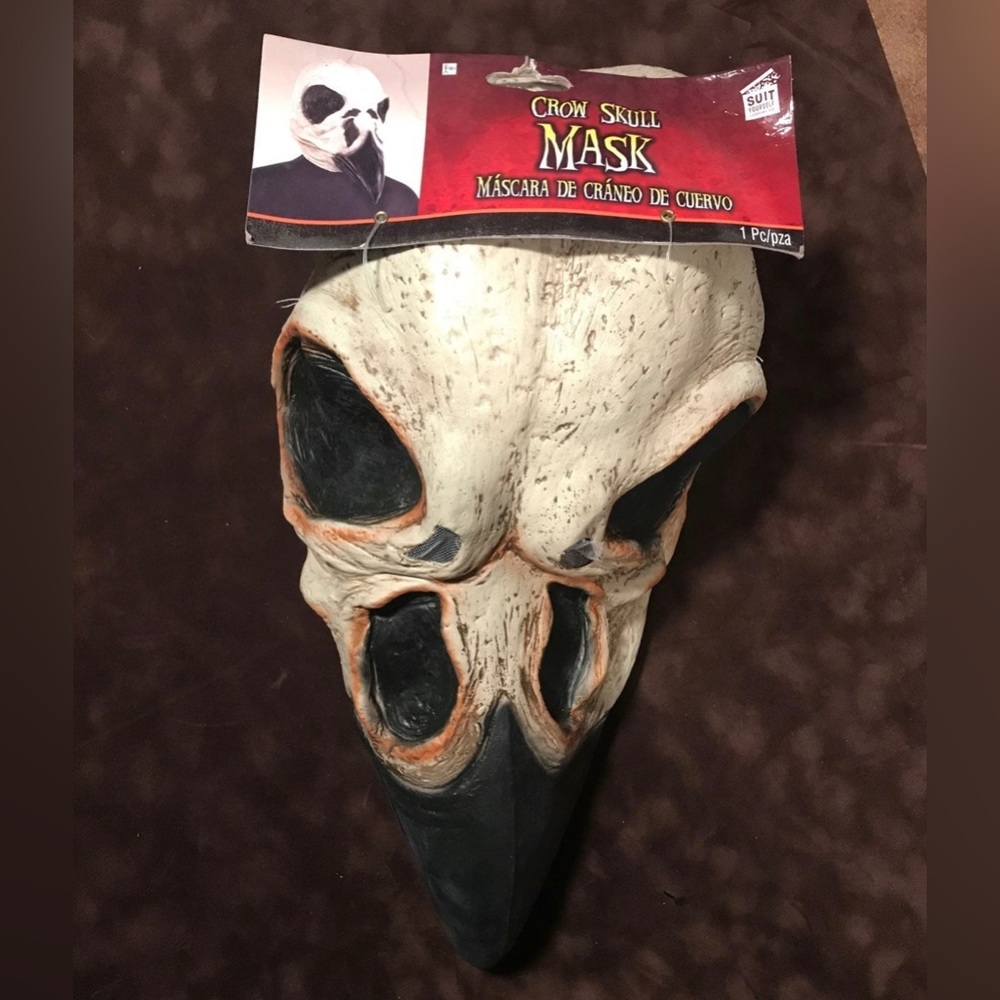 Crow Skull Adult Full Case Costume/Halloween Mask NWT